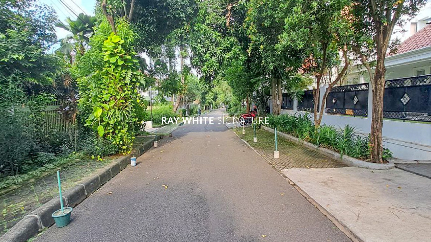 Rumah Hitung Tanah Area Cipete