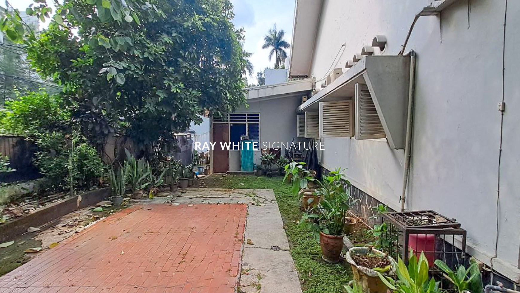 Rumah Hitung Tanah Area Cipete