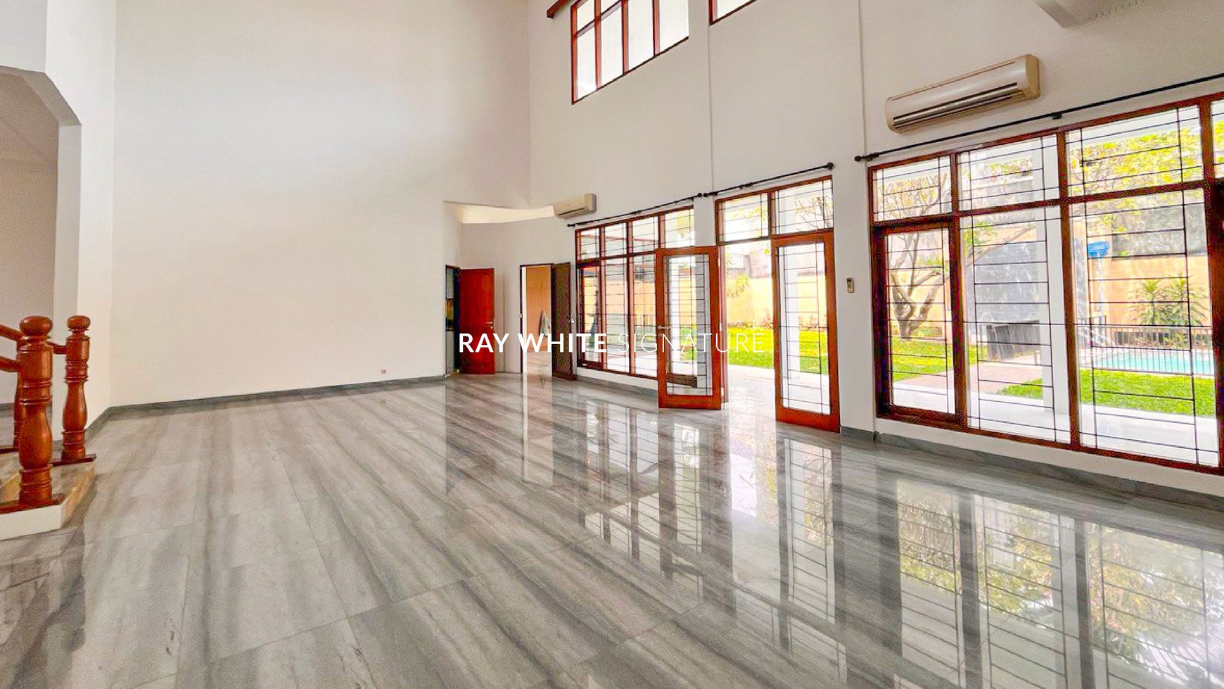 Rumah Hitung Tanah Area Cipete