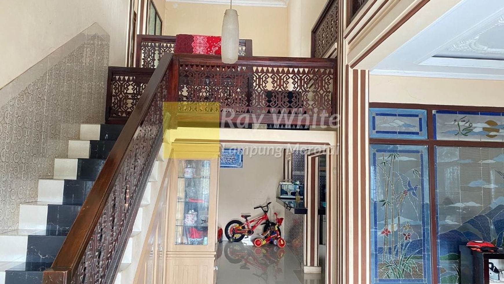 di Jual Rumah dekat Transmart dan PKOR