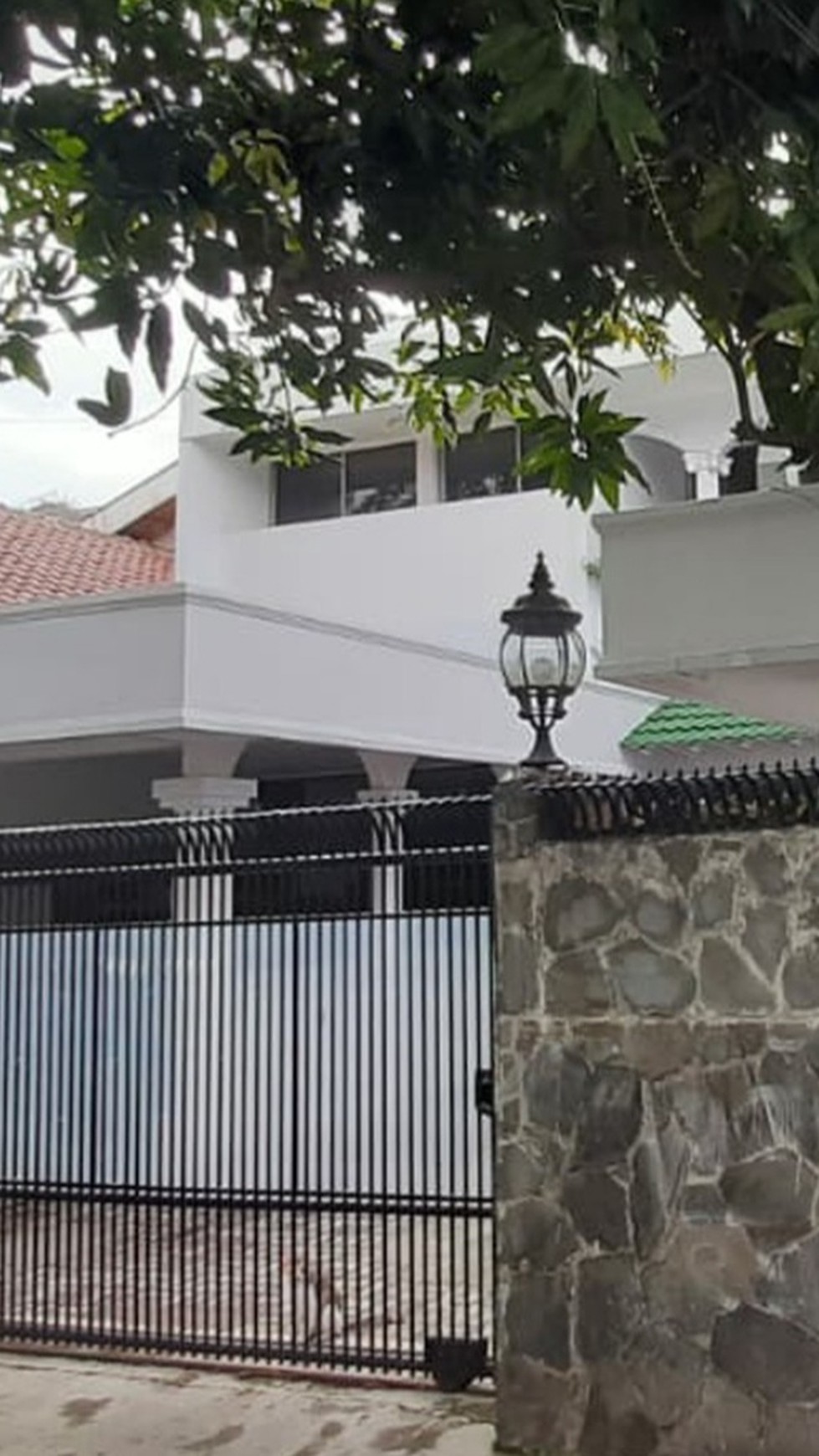 Dijual rumah bagus di kav, cawang 