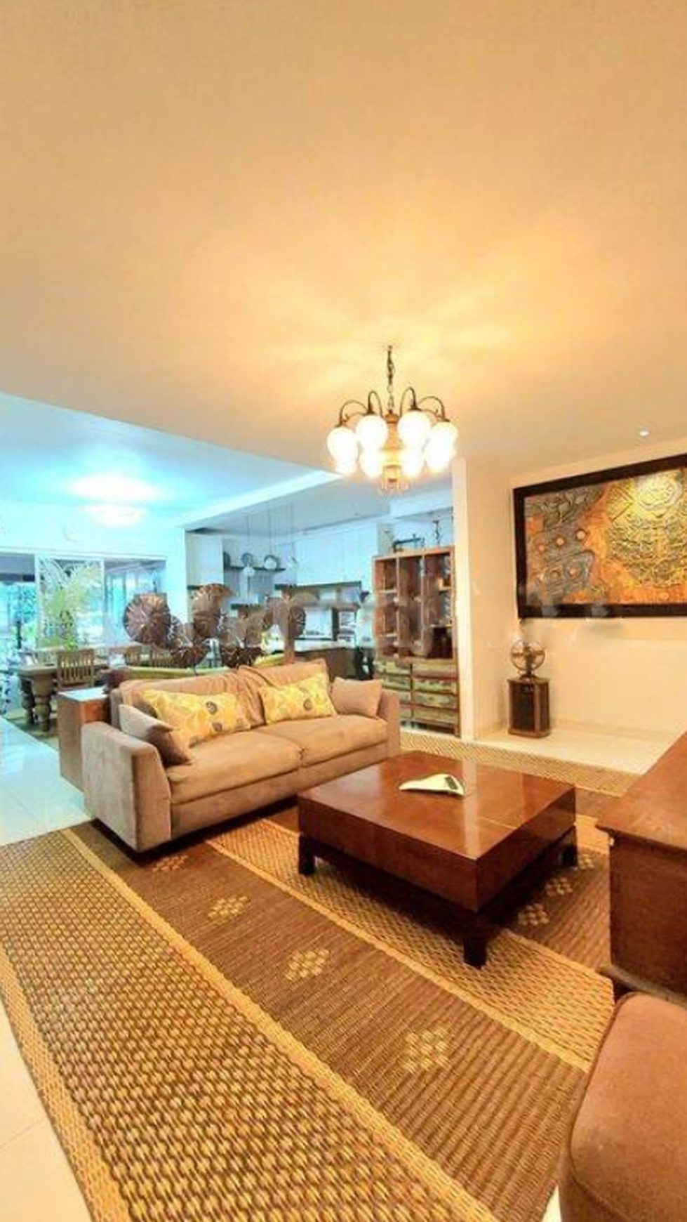 Rumah Hoek di Emerald View Bintaro Jaya