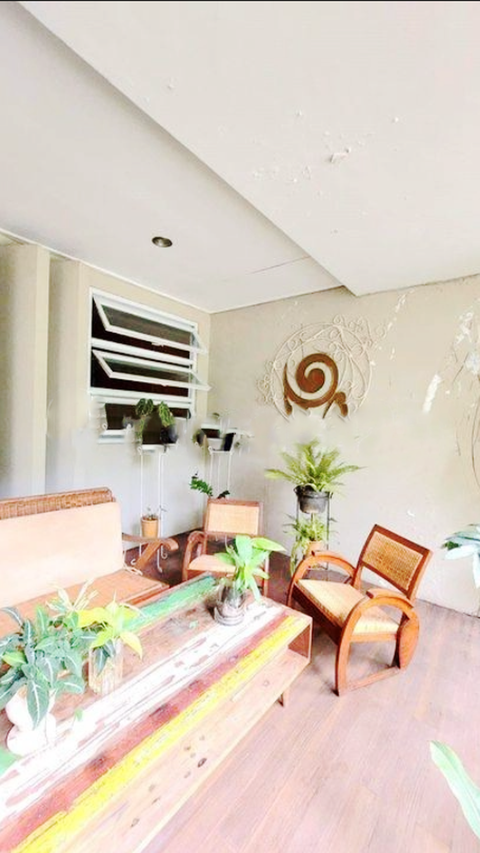 Rumah Hoek di Emerald View Bintaro Jaya