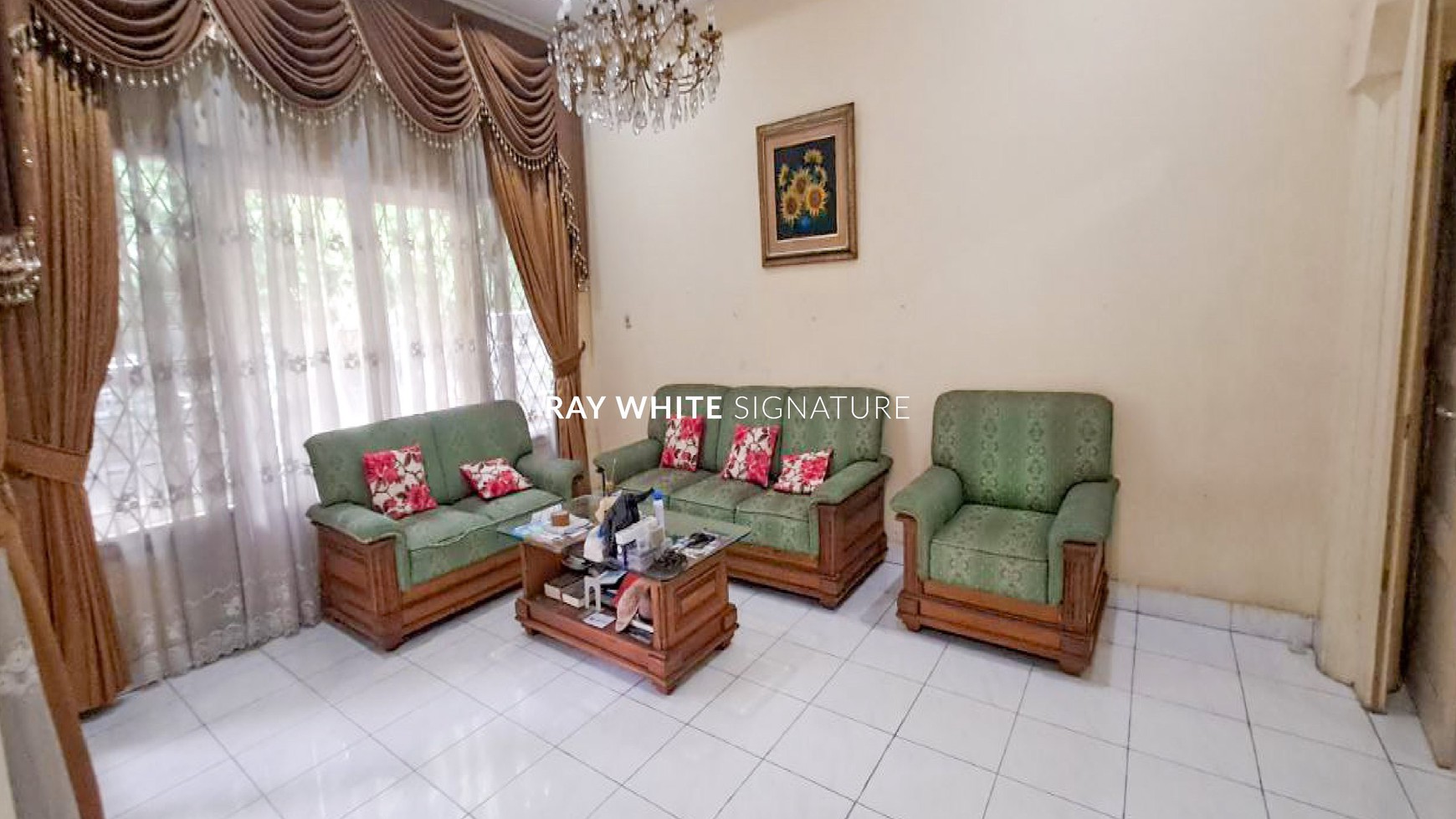 Jual Rumah Lama Posisi Hook di Jl Cibitung II Kebayoran Baru