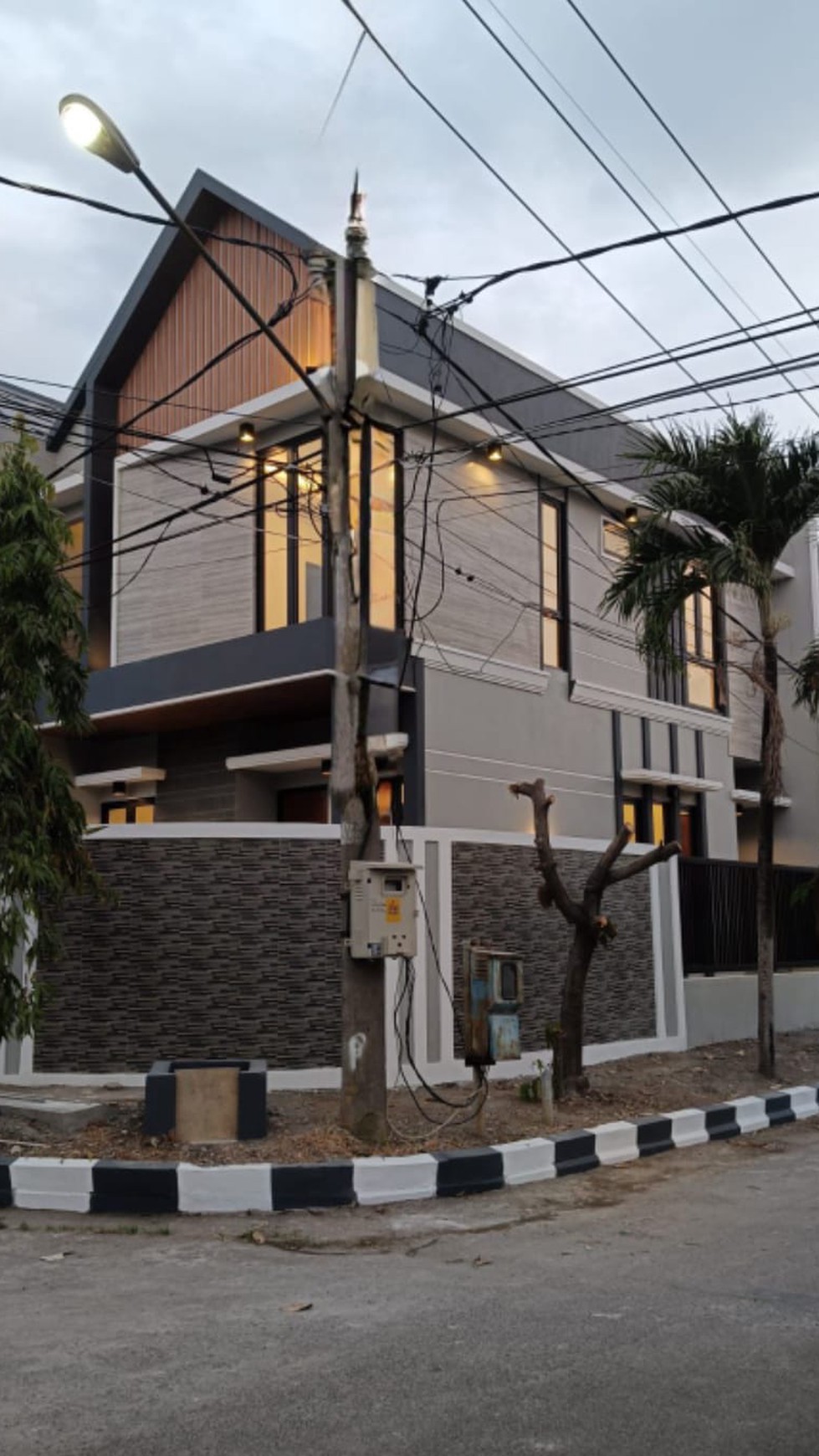 Li73. Dijual Rumah New Project Sutorejo Prima Selatan