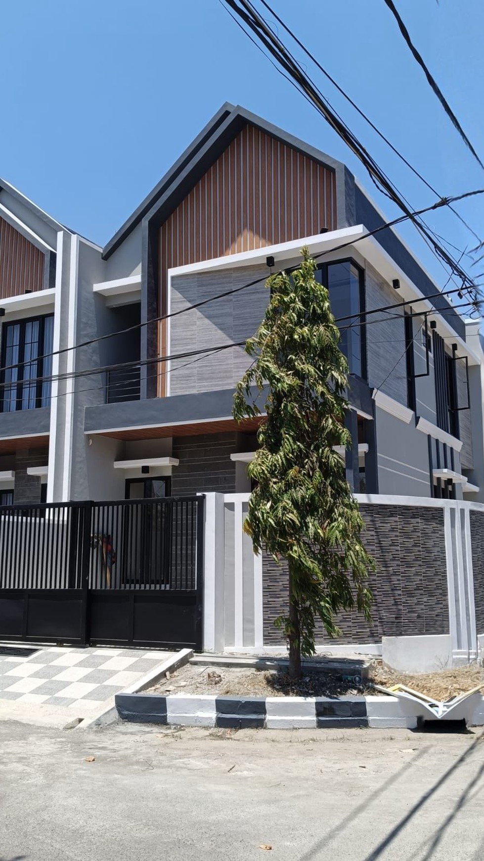 Li73. Dijual Rumah New Project Sutorejo Prima Selatan