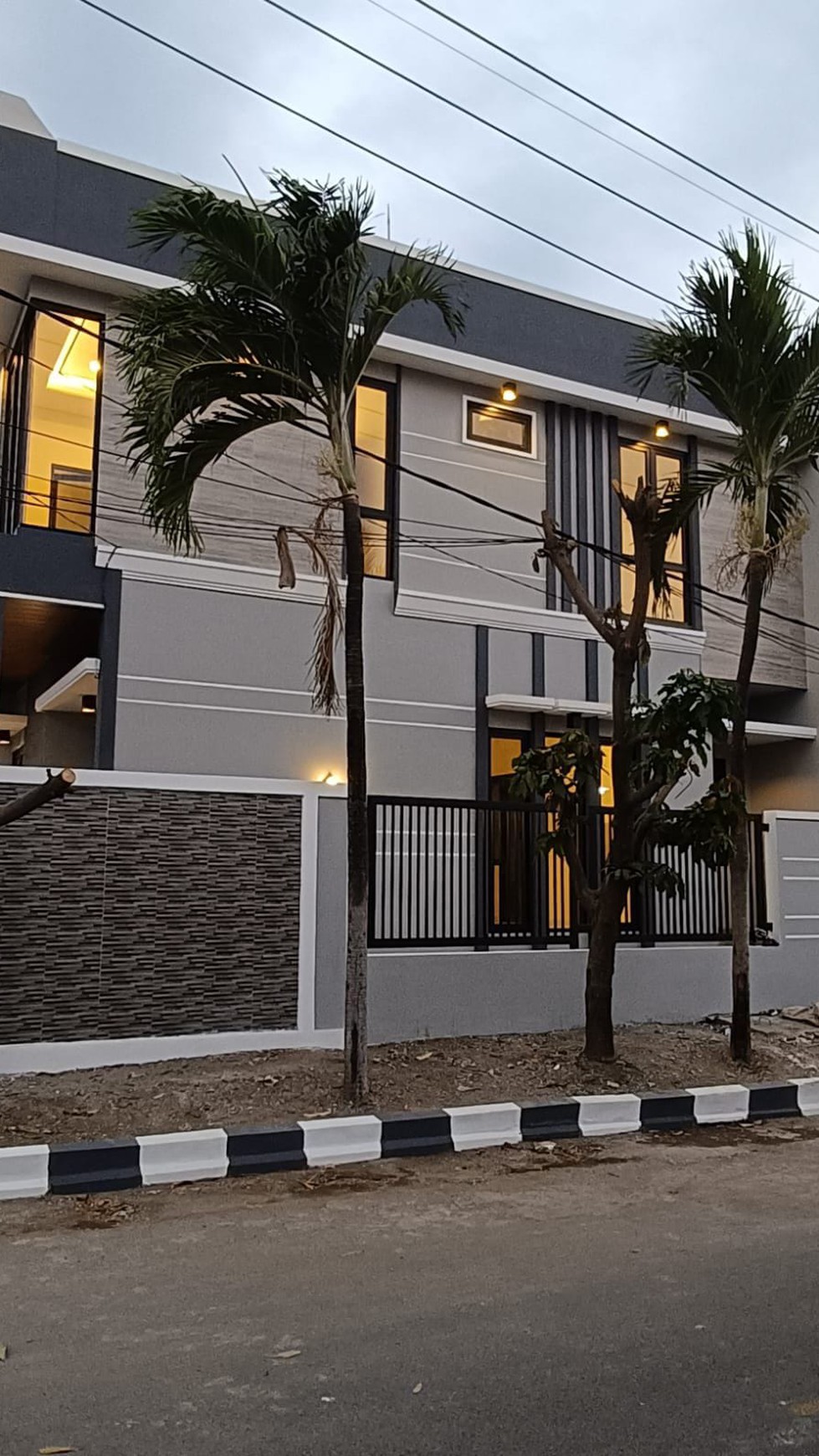 Li73. Dijual Rumah New Project Sutorejo Prima Selatan