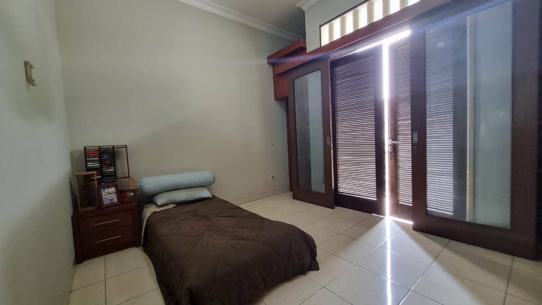 Rumah Siap Huni dengan Hunian Nyaman & Terdapat Mezanine @Bintaro