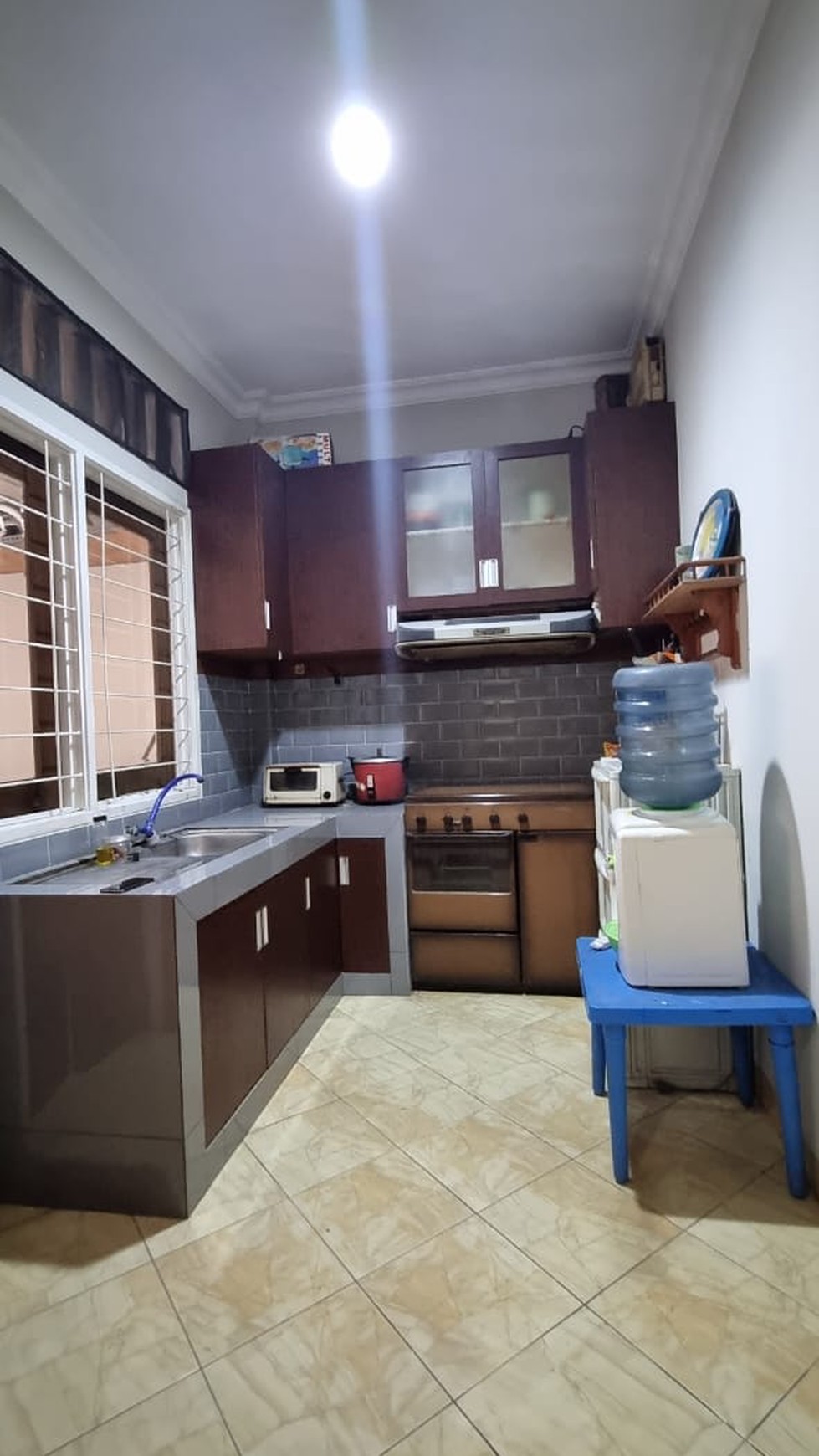 Rumah Siap Huni dengan Hunian Nyaman & Terdapat Mezanine @Bintaro