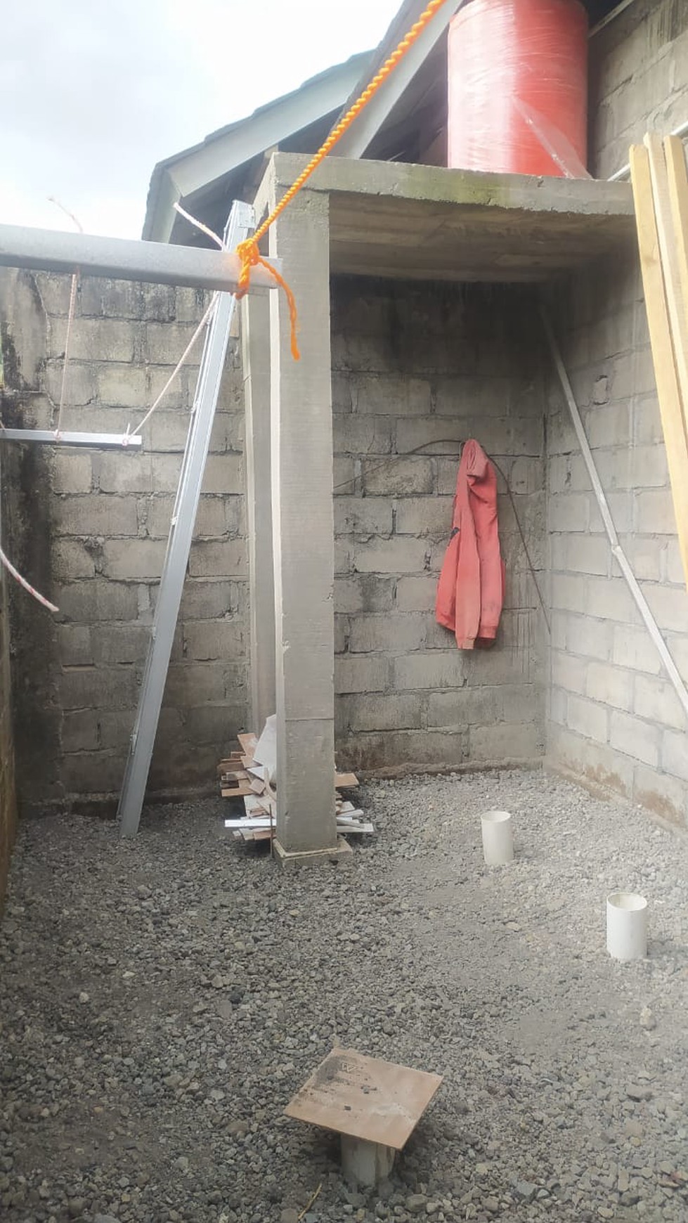 Rumah Hitung Tanah Area Cipete