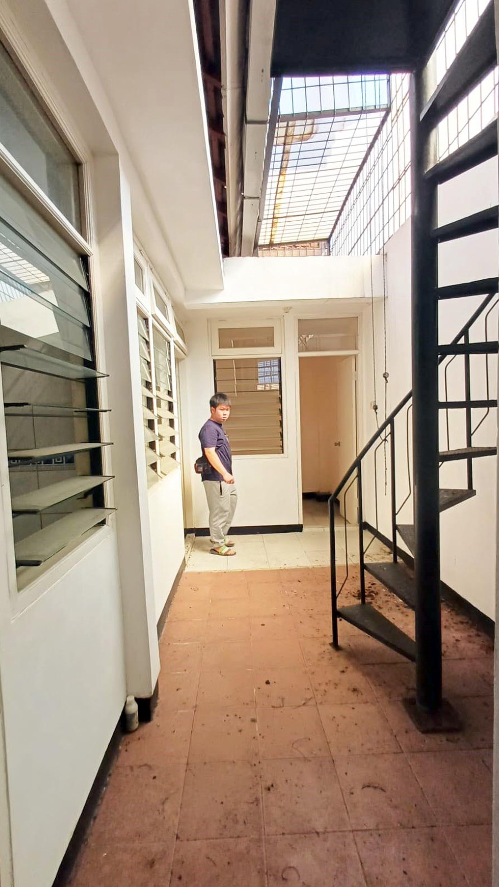 Rumah Hitung Tanah Area Cipete