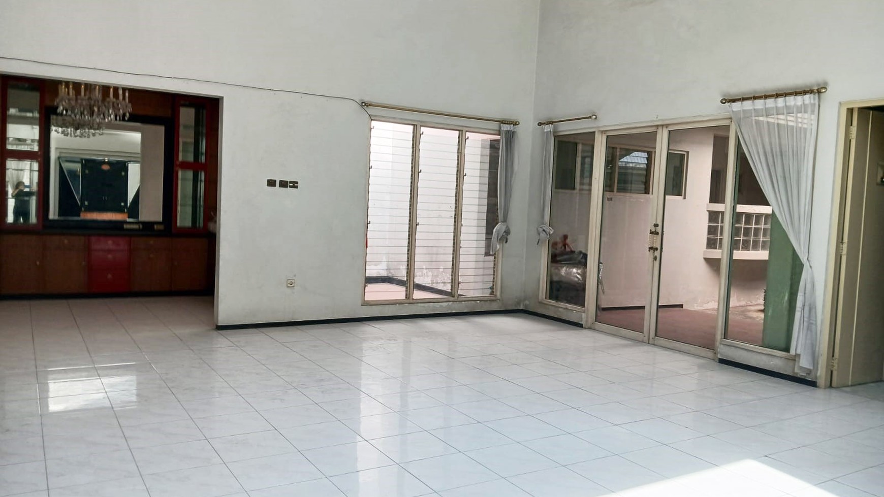 Rumah Hitung Tanah Area Cipete