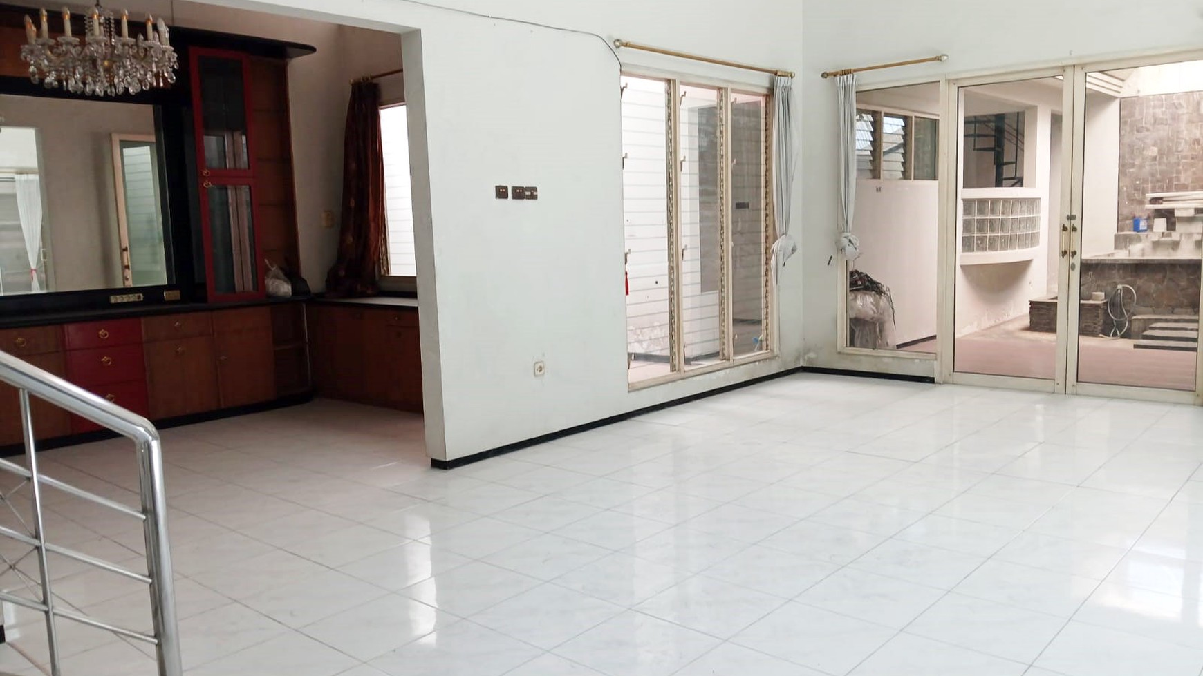 Rumah Hitung Tanah Area Cipete