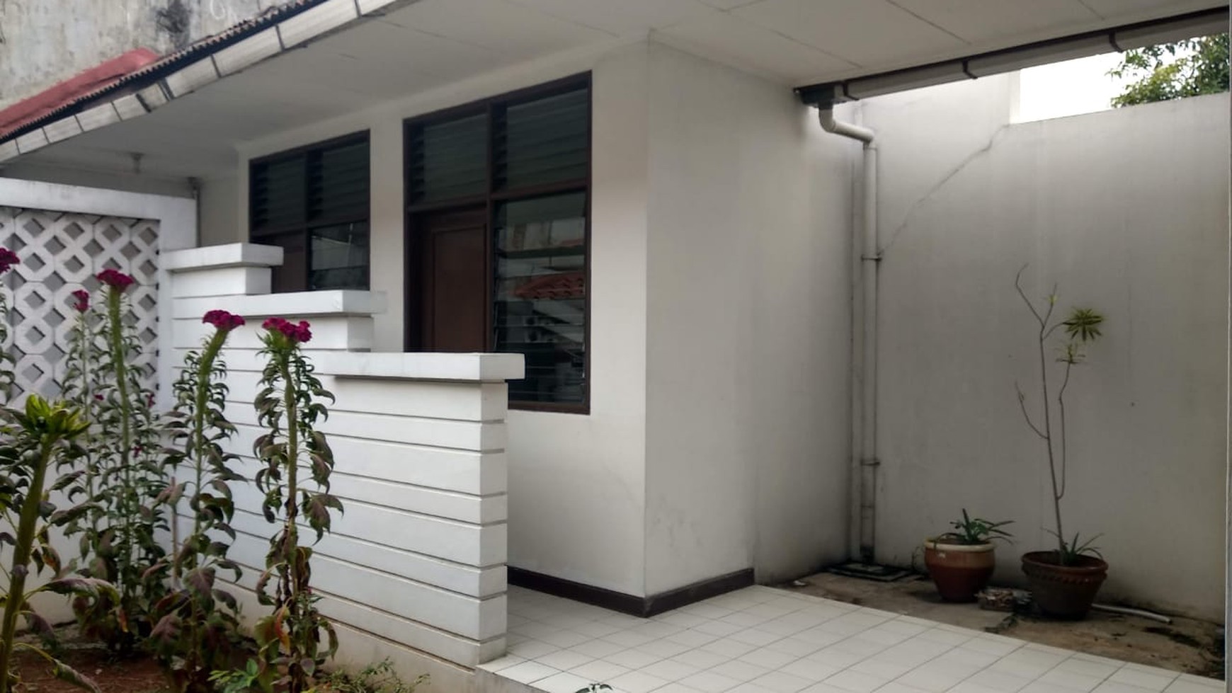 Rumah siap huni di duta garden tangerang