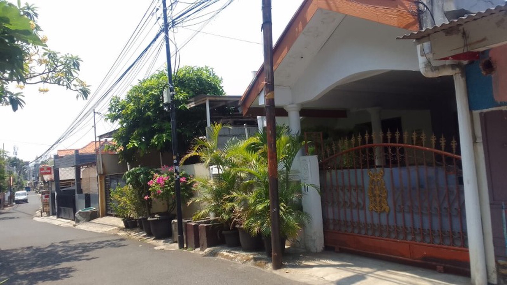 Rumah di Menteng Dalam Tebet, Cocok Dijadikan Kos-kosan / Kontrakan