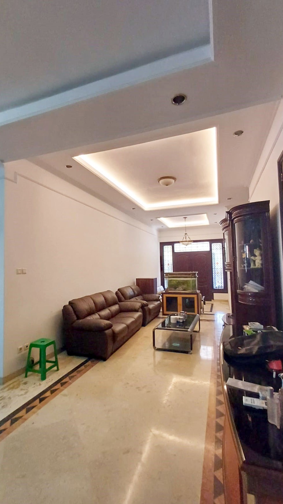 Rumah Mewah di Nginden Intan Barat Surabaya Timur, Furnished, Hook/Pojokan, Siap Huni