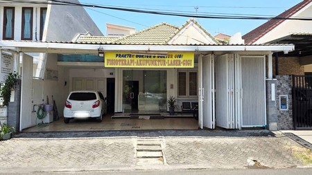 Rumah di Pucang Anom Timur Surabaya Timur, 2 Lantai, Row Jalan depan lebar, Cocok untuk usaha/Kantor/Klinik..!!!