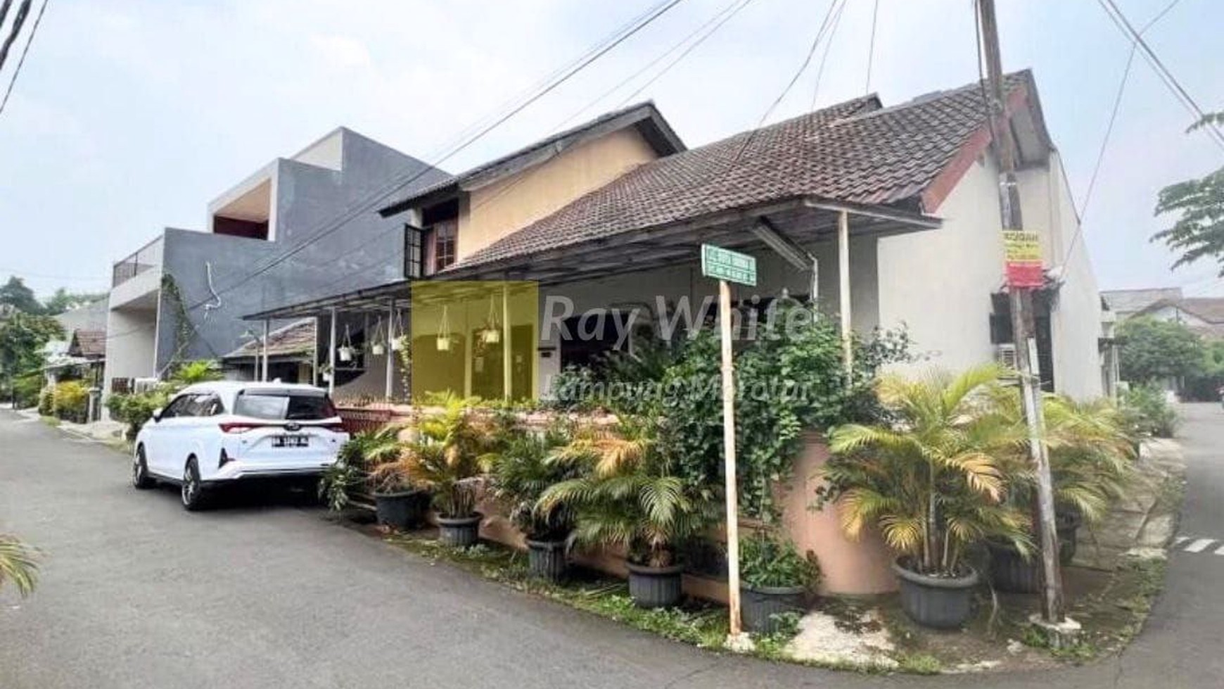 Dijual Rumah 2 Lantai di Tangerang Selatan