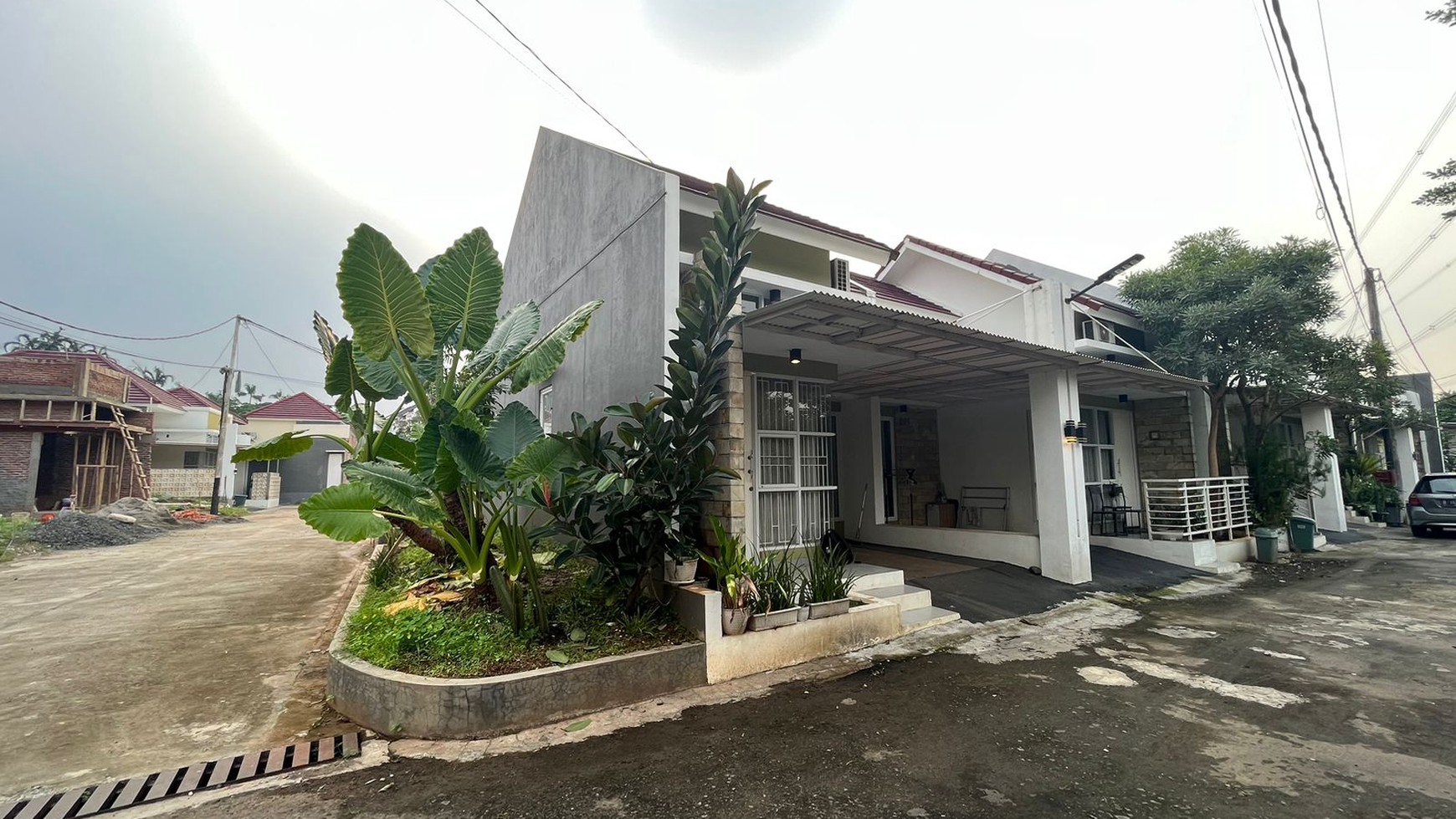 Rumah Hook Minimalis Siap Huni dan Hunian Nyaman @Ciputat