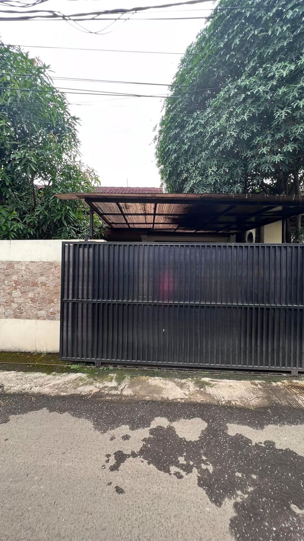 Dijual Rumah Asri Lokasi Strategis Hunian Nyaman @Cinere