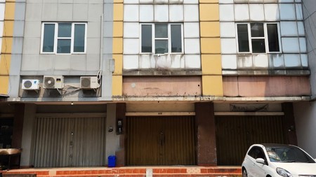 Ruko 2.5 Lantai Siap Pakai dan Lokasi Strategis @BSD