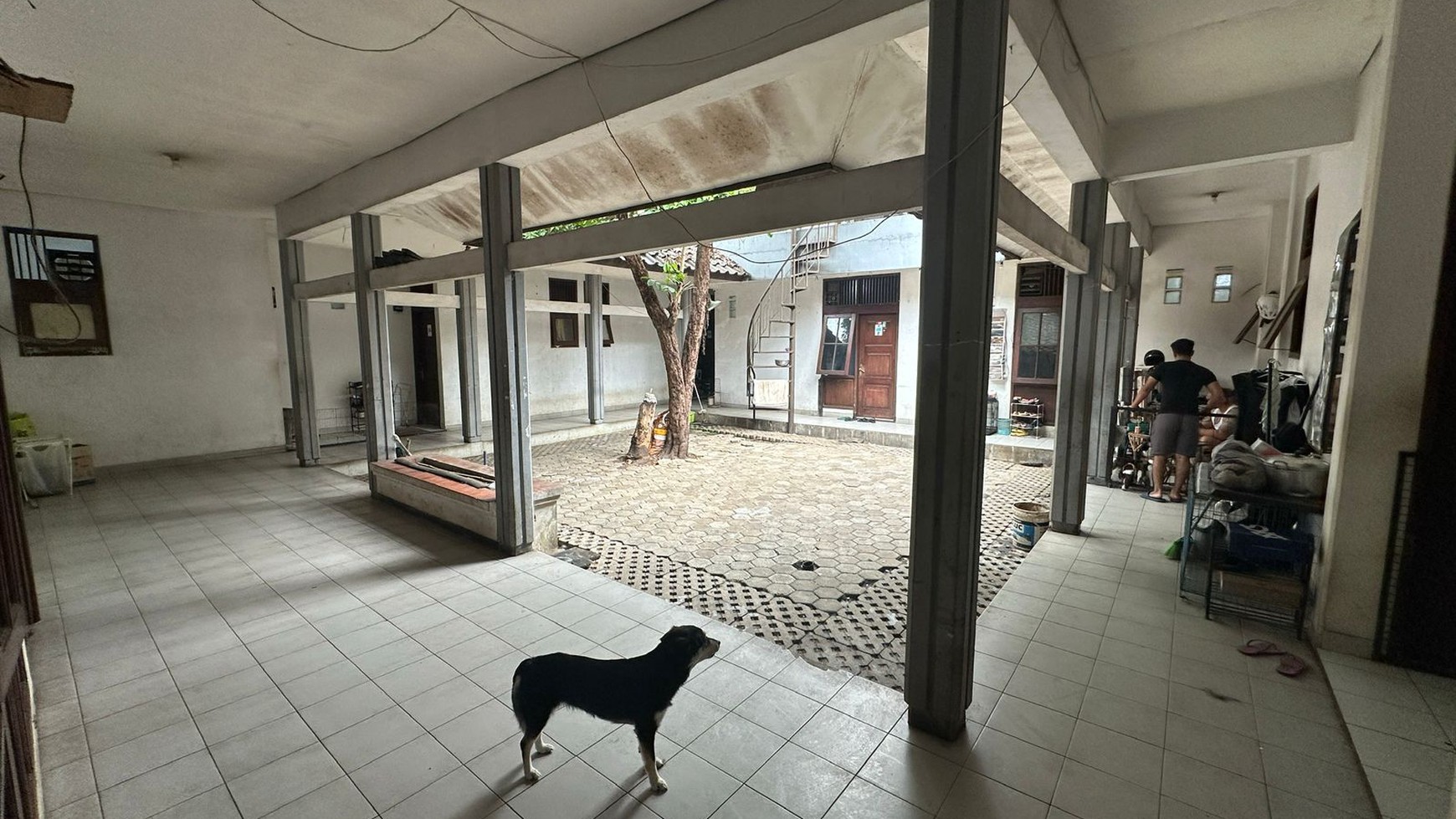 Rumah Hitung Tanah Area Cipete