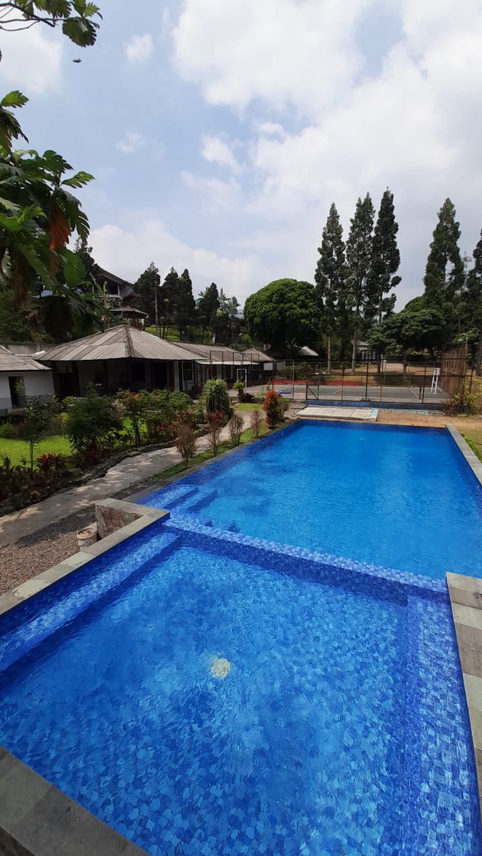 Dijual 6 Villa Beserta Fasilitasnya dan Kawasan Asri @Bogor