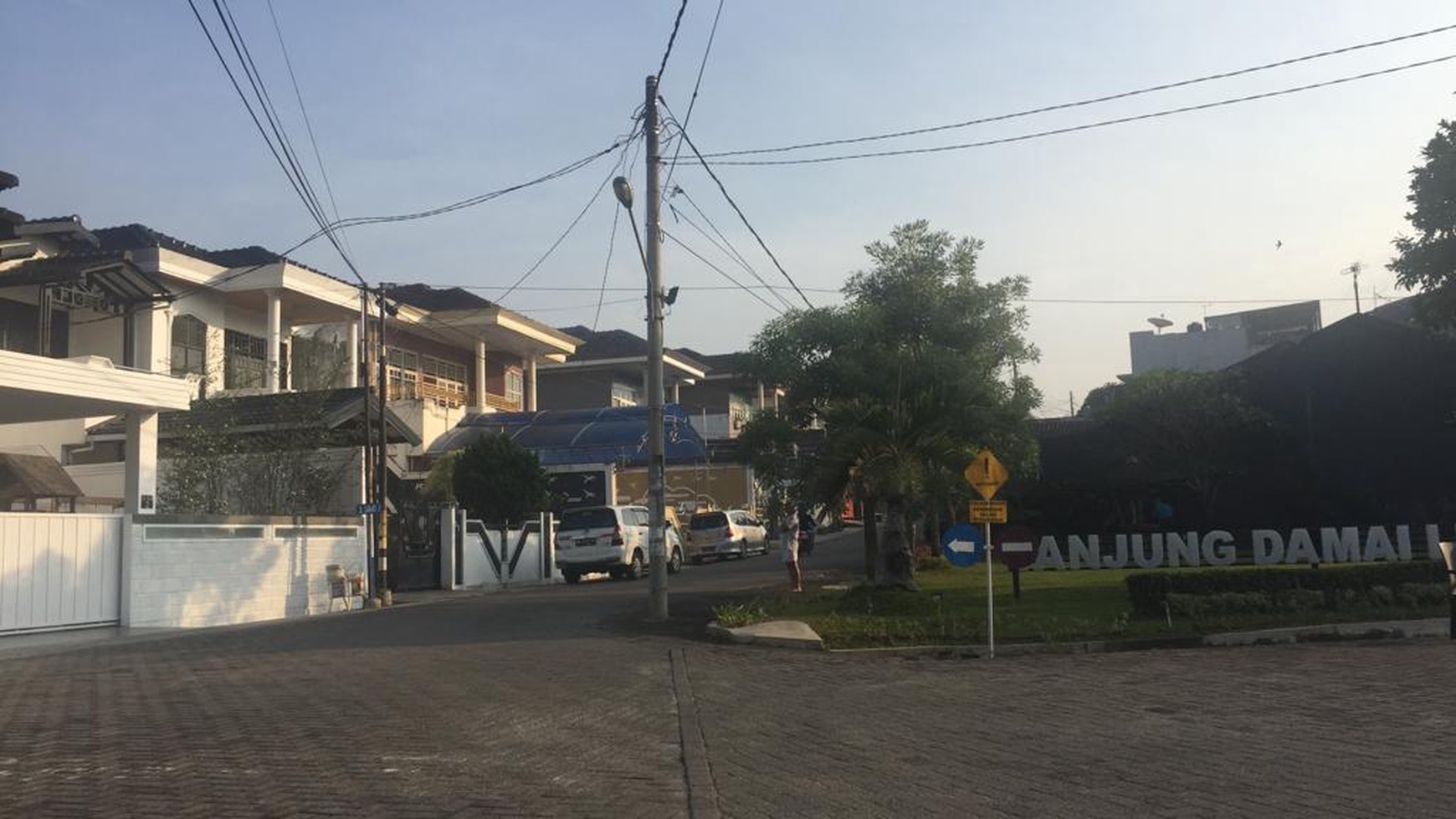 Rumah mewah di Kedamaian