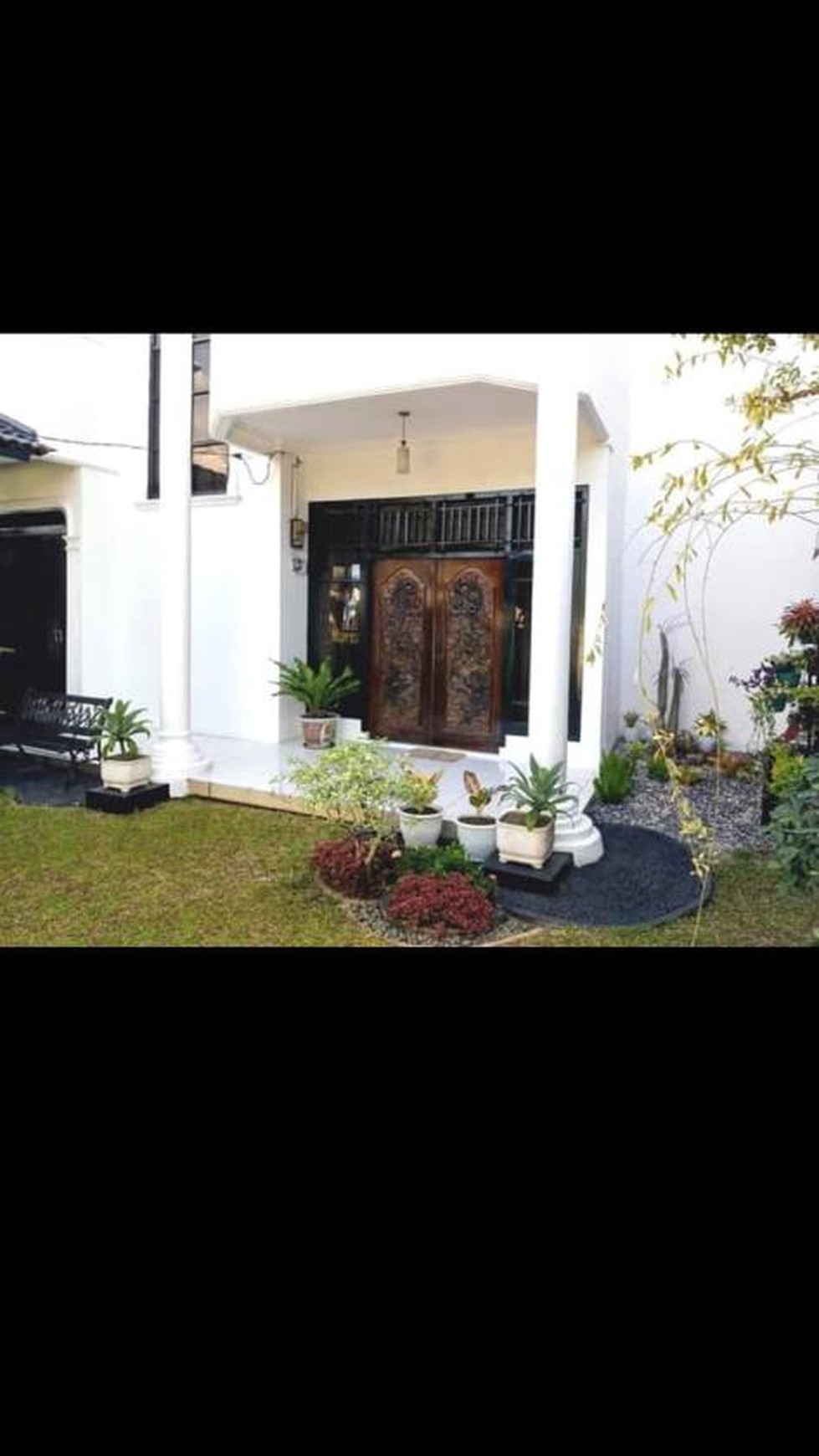 Rumah mewah di Kedamaian