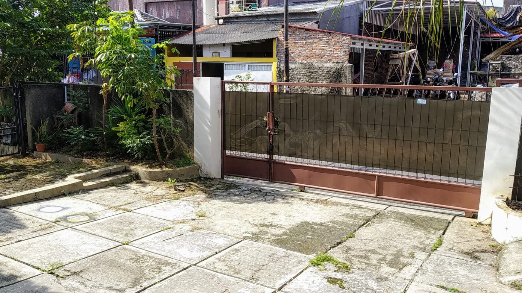 Dijual Rumah Asri Gudang Air dekat  Pasar Induk Kramat Jati 