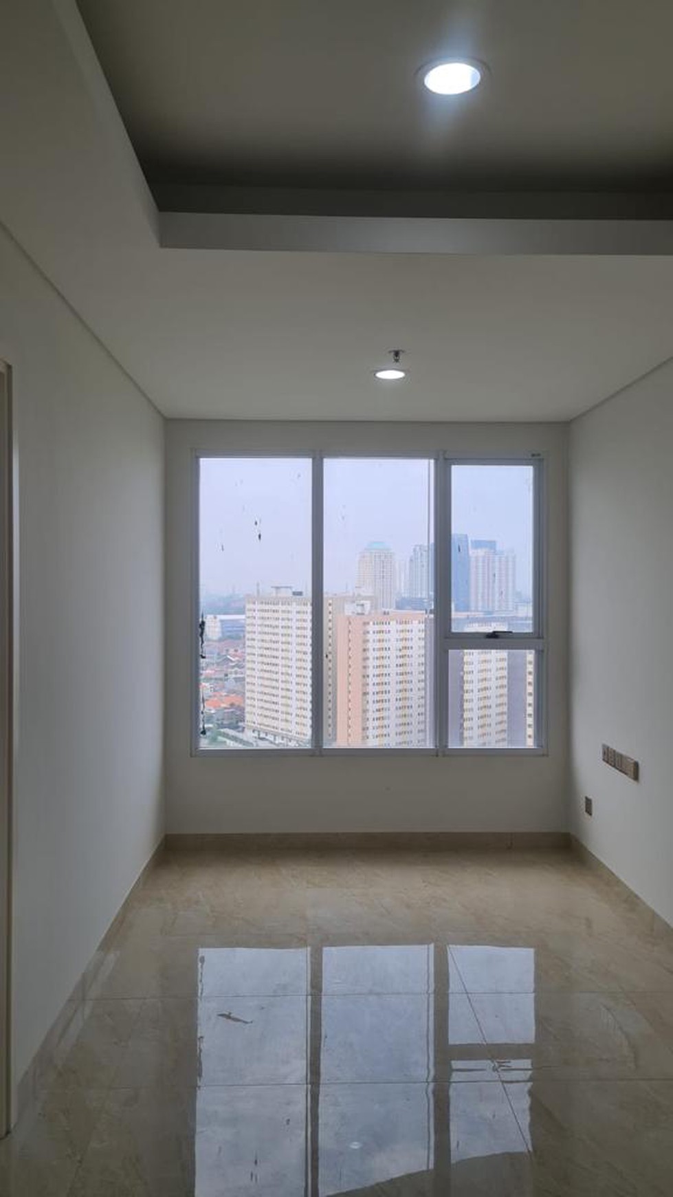 MURAH Dijual Apartemen 88 Avenue Residence Tipe 3 Kamar Tidur dekat Pakuwon Mall, Pasar Modern Puncak Permai