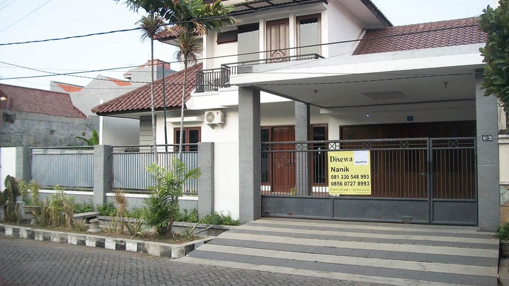 Rumah di Kertamenanggal Surabaya Selatan, Minimalis, Full Furnished, Siap Huni