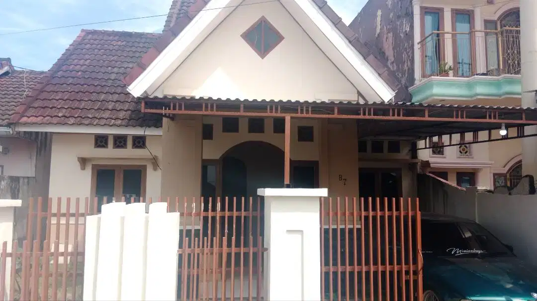 Rumah Dijual Palembang, Kondisi Second Terawat