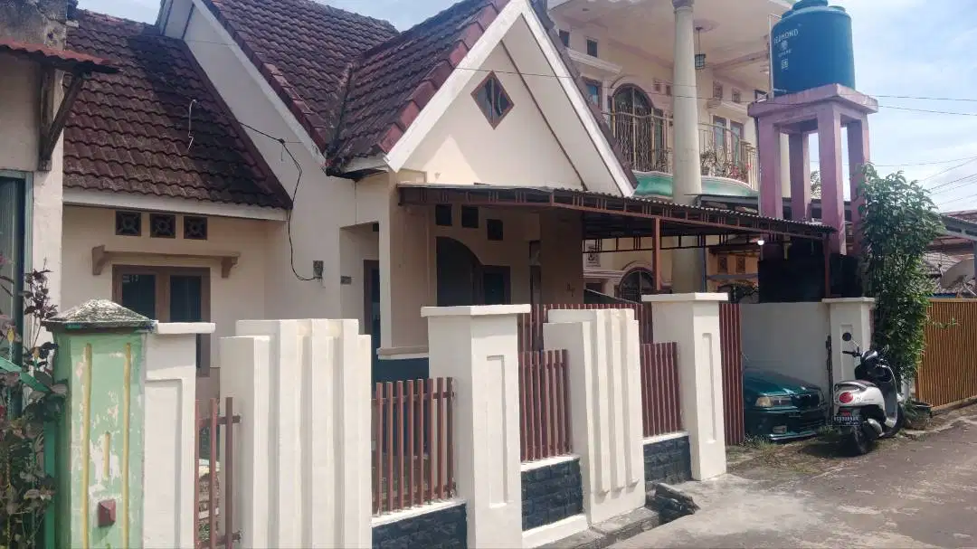 Rumah Dijual Palembang, Kondisi Second Terawat