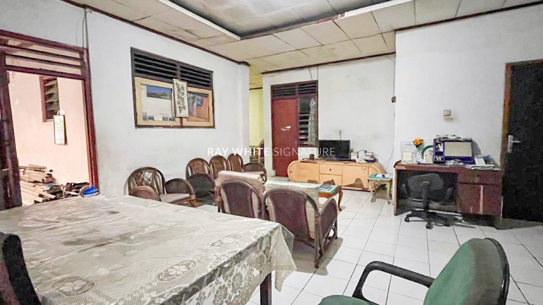 Dijual Rumah Lama di Jl Soka Komplek MPR 