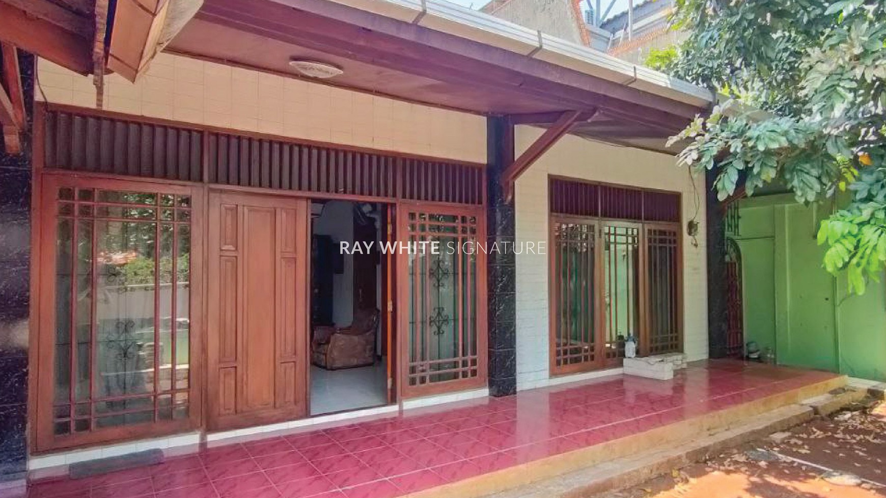 Jual Rumah Hook 2 Kavling di Jl Cempaka Putih Timur VII