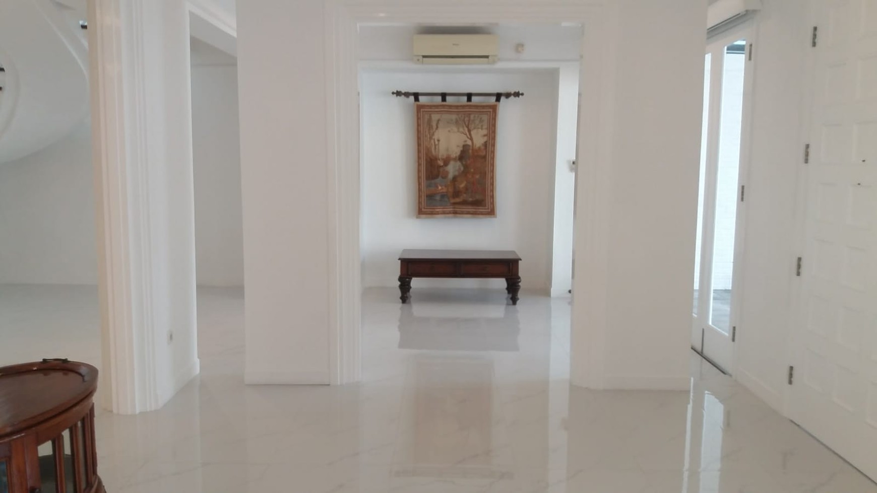 New renovated and luxury house kemang jakarta selatan