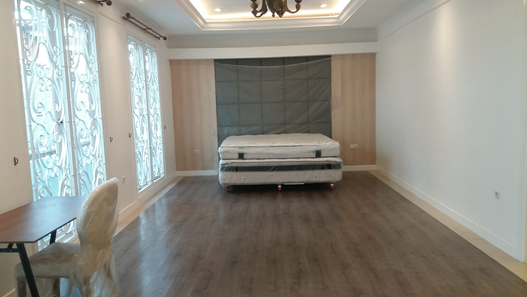 New renovated and luxury house kemang jakarta selatan