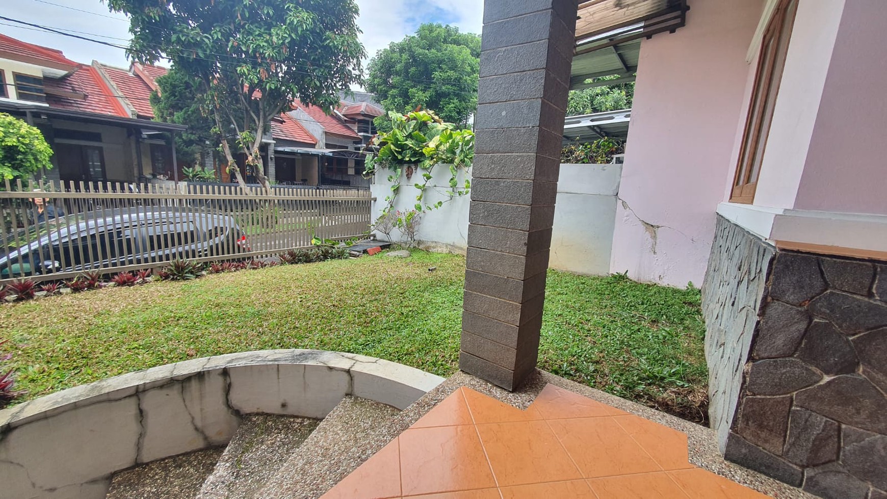 Rumah Asri di Perumahan Pondok Hijau Bandung