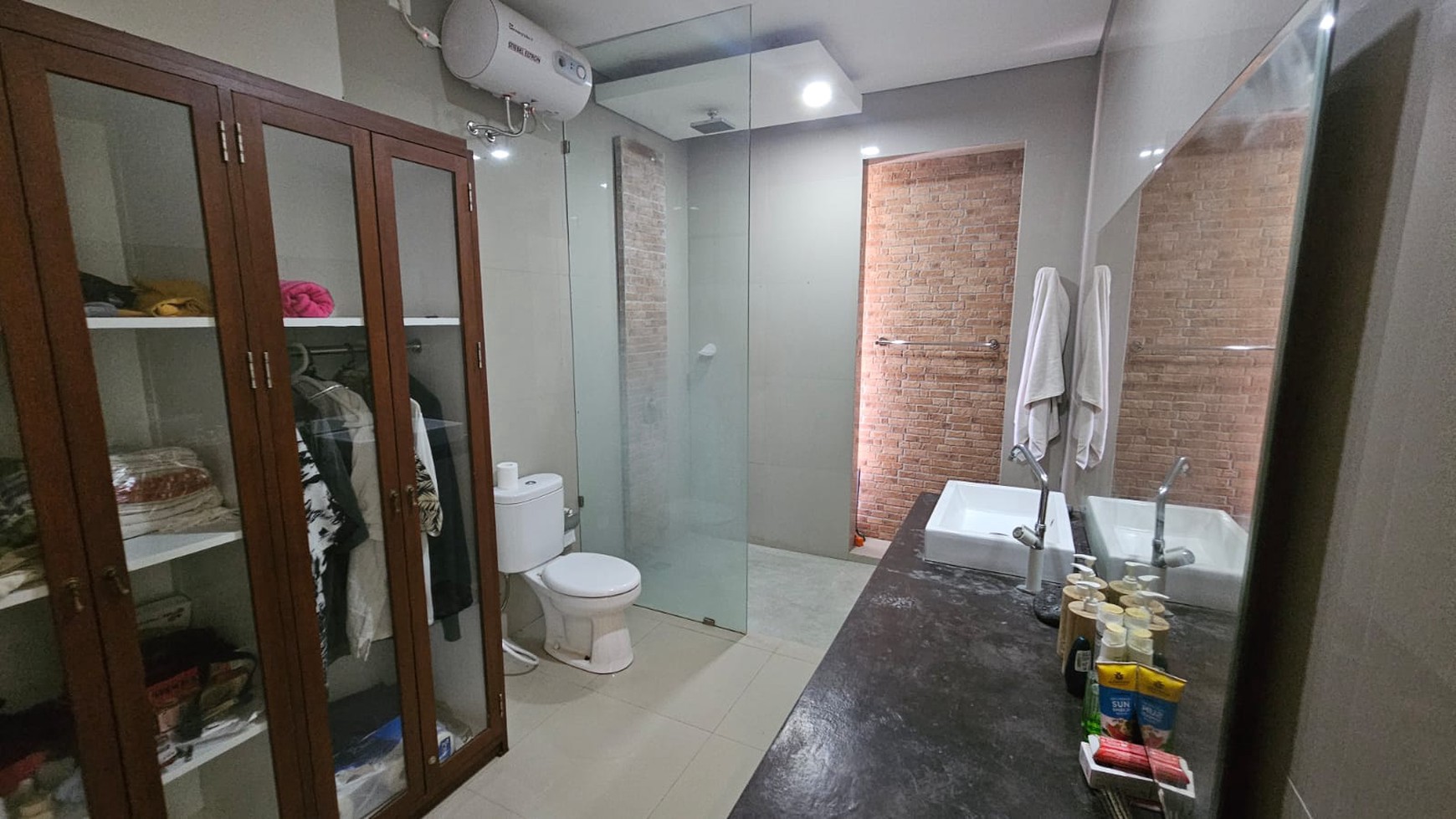 Rumah Hitung Tanah Area Cipete