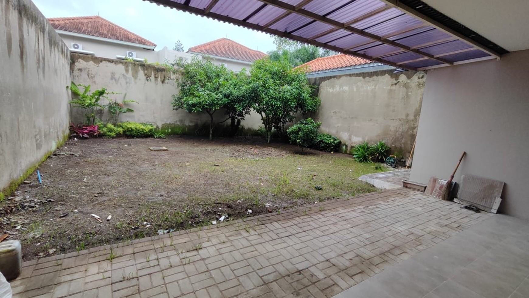 Rumah Hitung Tanah Area Cipete