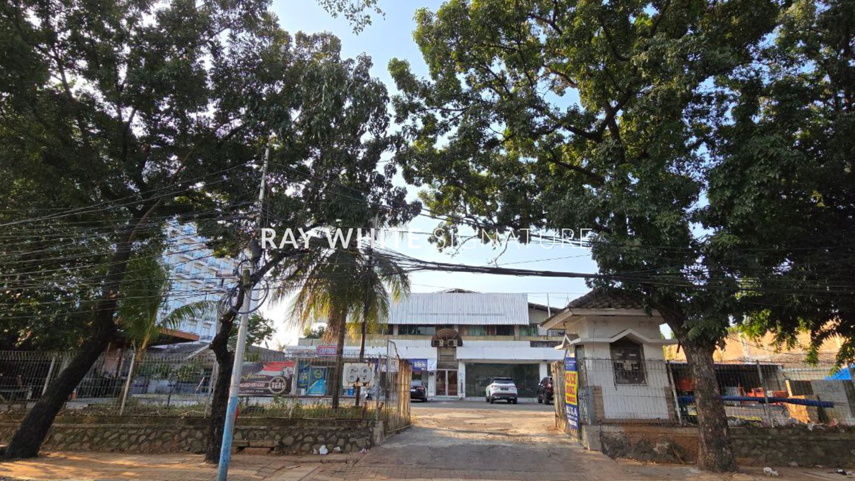 Rumah Hitung Tanah Area Cipete