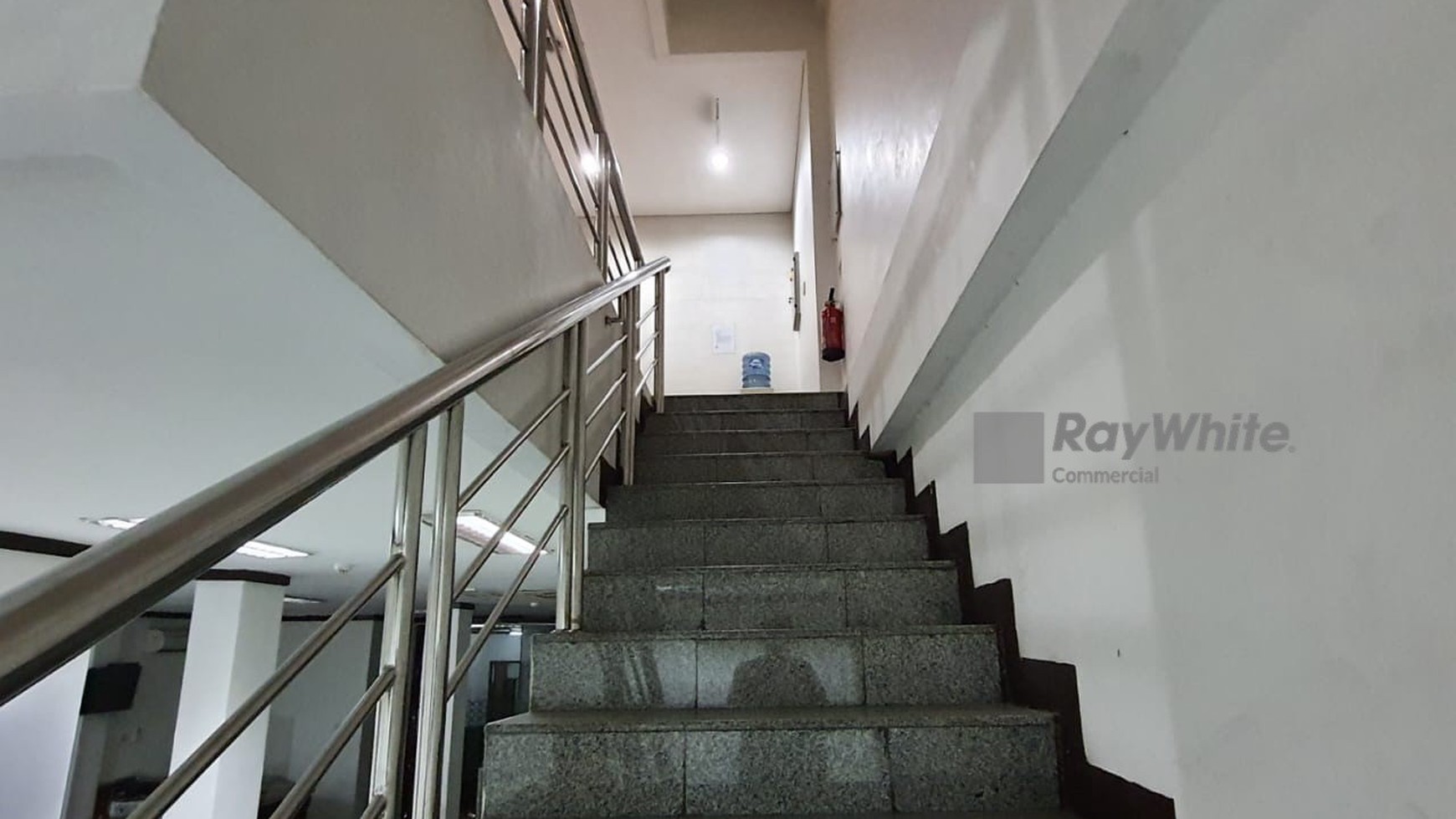 Dijual Ruko 4.5 Lantai di Jl. Raya Panglima Polim, Melawai, Kebayoran Baru, Jakarta Selatan