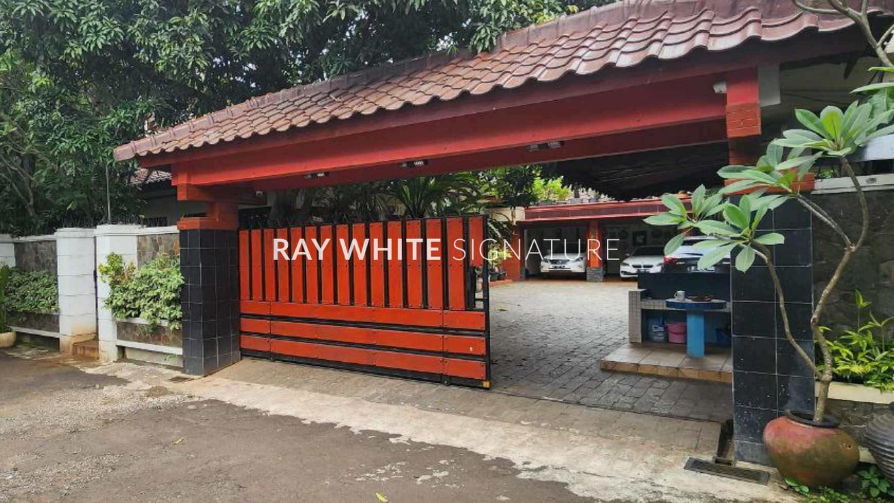 Dijual Rumah tenang dan nyaman posisi hook di Kebagusan