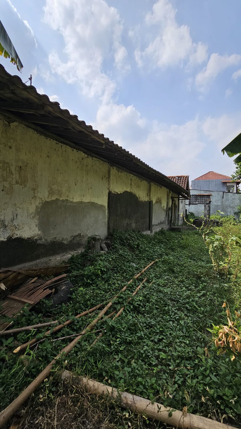 Tanah 858 Meter Persegi Di Jl Raya Keniten Dekat Lampu Merah Bogem &  Prambanan