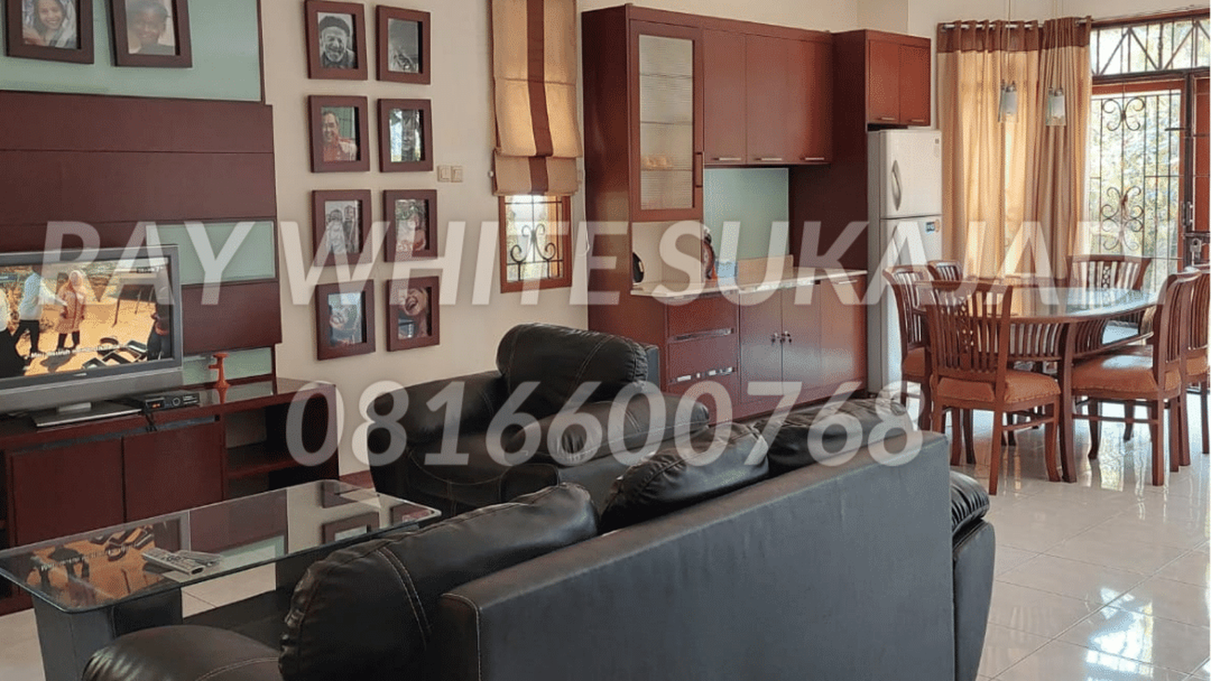 Rumah Modern Full Furnish di Dago Pakar