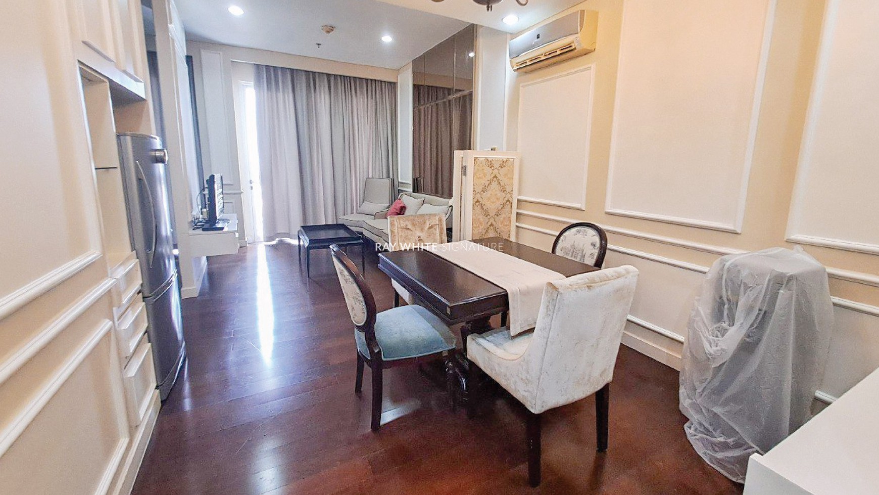 Rumah Hitung Tanah Area Cipete