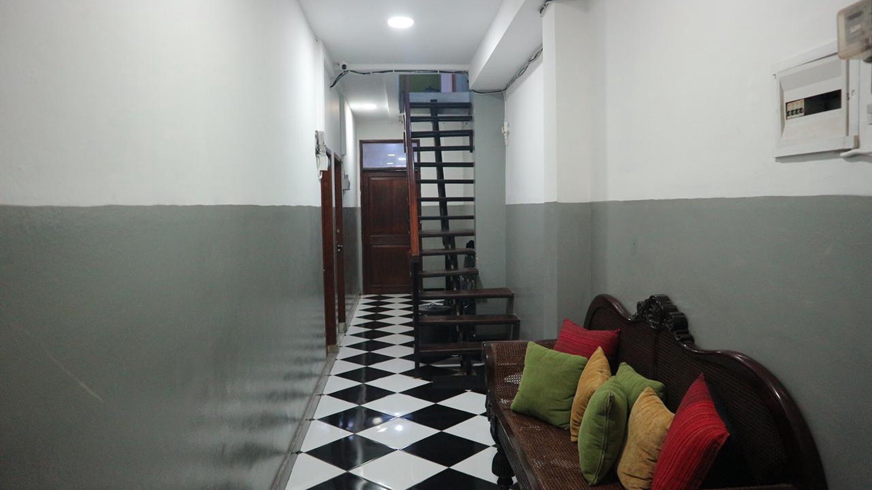 Rumah KOST Prime Area Kemang 