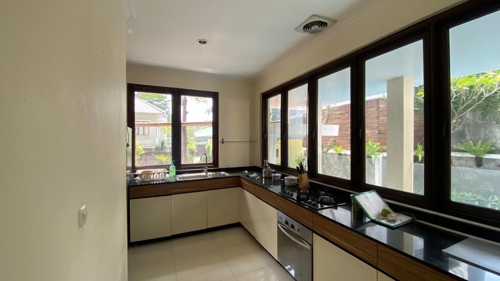 BEAUTIFUL COMPOUND HOUSE AT AMPERA, JAKARTA SELATAN