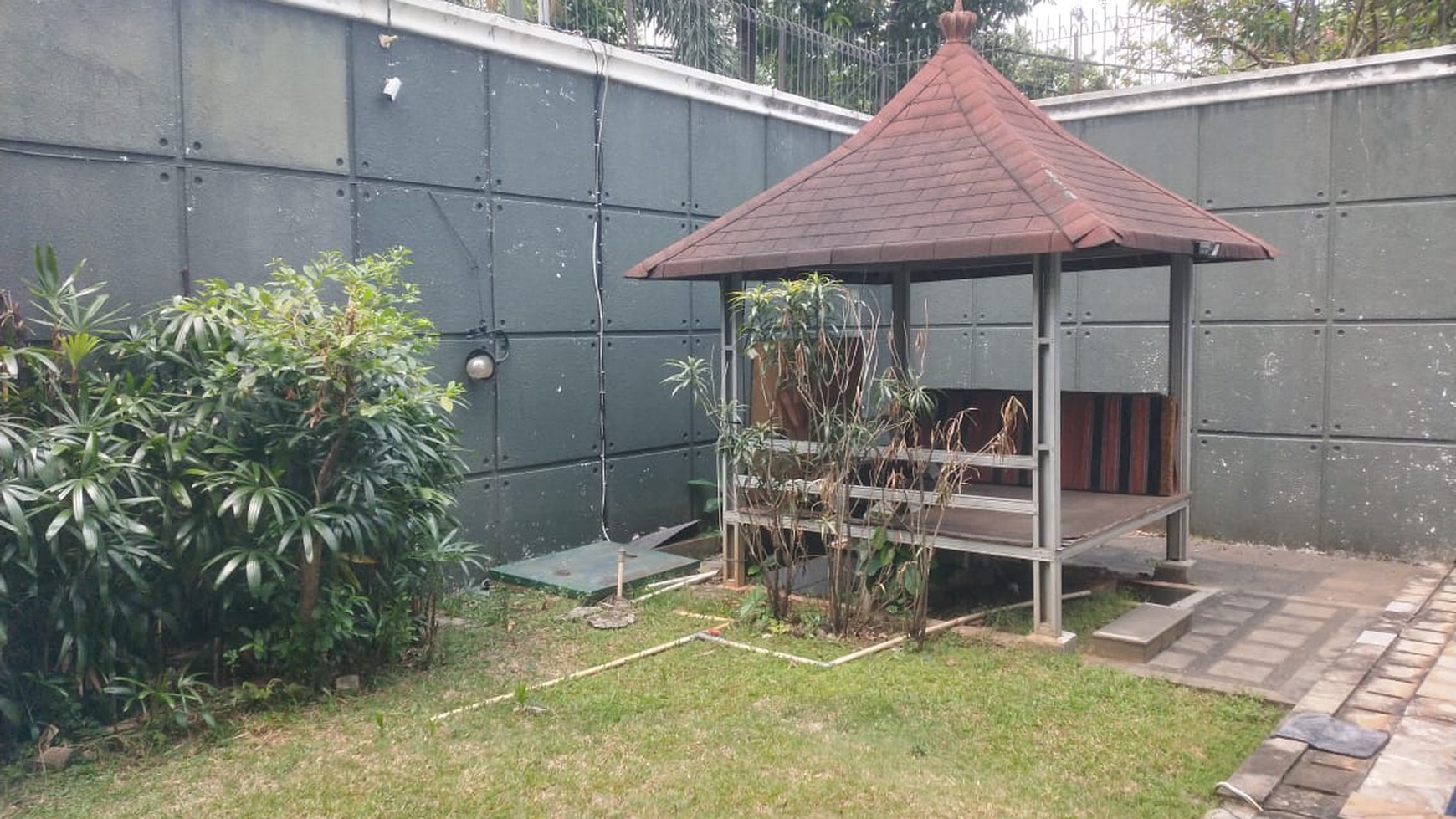 Di Jual Rumah Bagus di Jl Kemang Timur V Bangka Jakarta Selatan 